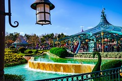 Disneyland Park - Fantasyland - Mad Hatter's Tea Cups