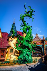 Disneyland Park - Fantasyland - Mickey and the Beanstalk