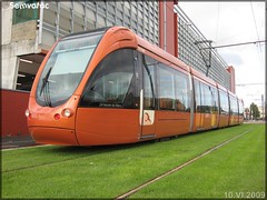 Alstom Citadis 302 – Setram (Société d-Économie Mixte des TRansports en commun de l-Agglomération Mancelle) n°1010 (24 heures du Mans) - Photo of La Quinte