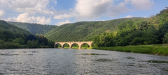 SUPping the Meuse from Nouzonville to Fépin - Photo of Fumay
