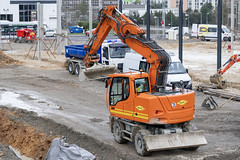 Liebherr A 918 Compact - Photo of Custines