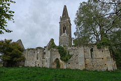 Église Saint-Nicolas / The church Saint-Nicolas - Photo of Longues-sur-Mer