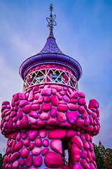 Disneyland Park - Fantasyland - Alice's Curious Labyrinth (The Queen's Castle)