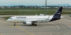 D-AIUM - Airbus A320-214 - Lufthansa LYS 250324 - Photo of La Verpillière