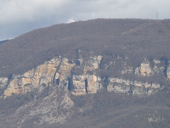 Montalieu-Vercieu - Photo of La Balme-les-Grottes