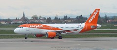 OE-INP - Airbus A320-214 - easyJet LYS 290324 - Photo of Heyrieux