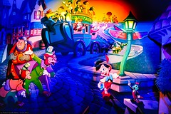 Disneyland Park - Fantasyland - Pinocchio-s Daring Journey - Photo of Condé-Sainte-Libiaire