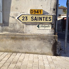 Plaque Saintes - Photo of Merpins