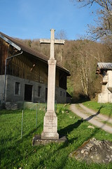 Croix @ Cluses - Photo of Châtillon-sur-Cluses