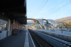 Quai @ Gare SNCF @ Cluses - Photo of Mont-Saxonnex