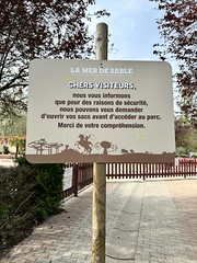 La Mer de Sable: Please open your bags for security - Photo of Rosières