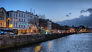 Lungo il fiume Liffey (Dublino)