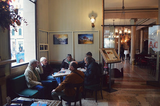Padova, un martedì mattina all'antico Caffè Pedrocchi