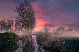Winter sunrise at the Zuidervaart