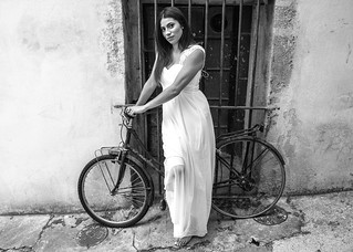 Bicicleta de Melanie Ciscenos - Woman Retro de Madrid