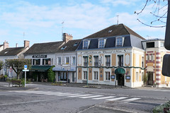 Hoetallerie du Cheval Noir, Place Samois