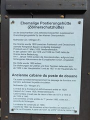 Altes Zollhäuschem an der deutsch-französischen Grenze vor dem Wanderparkplatz Nothweiler