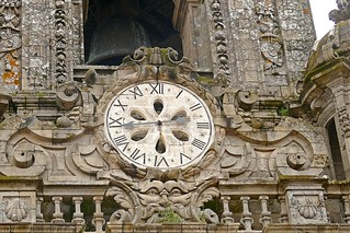 El reloj y la campana de la catedral de Santiago de Compostela