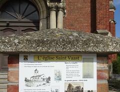 Église Saint-Vaast de Radinghem-en-Weppes (Information boards)