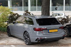 Audi RS4 Avant B9