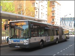 Irisbus Citélis 18 – RATP (Régie Autonome des Transports Parisiens) / STIF (Syndicat des Transports d'Île-de-France) n°1837