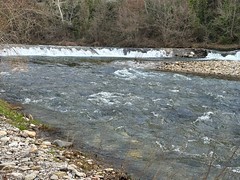 La Cèze au dessus de Saint-Ambroix.