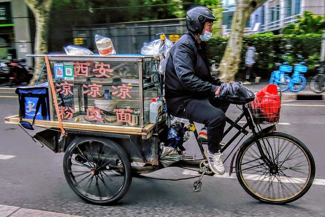 Mobile food stall