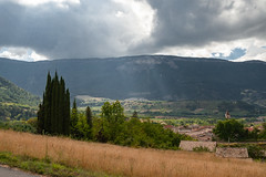 Threatening sky on Luc-en-Diois - Photo of Beaurières